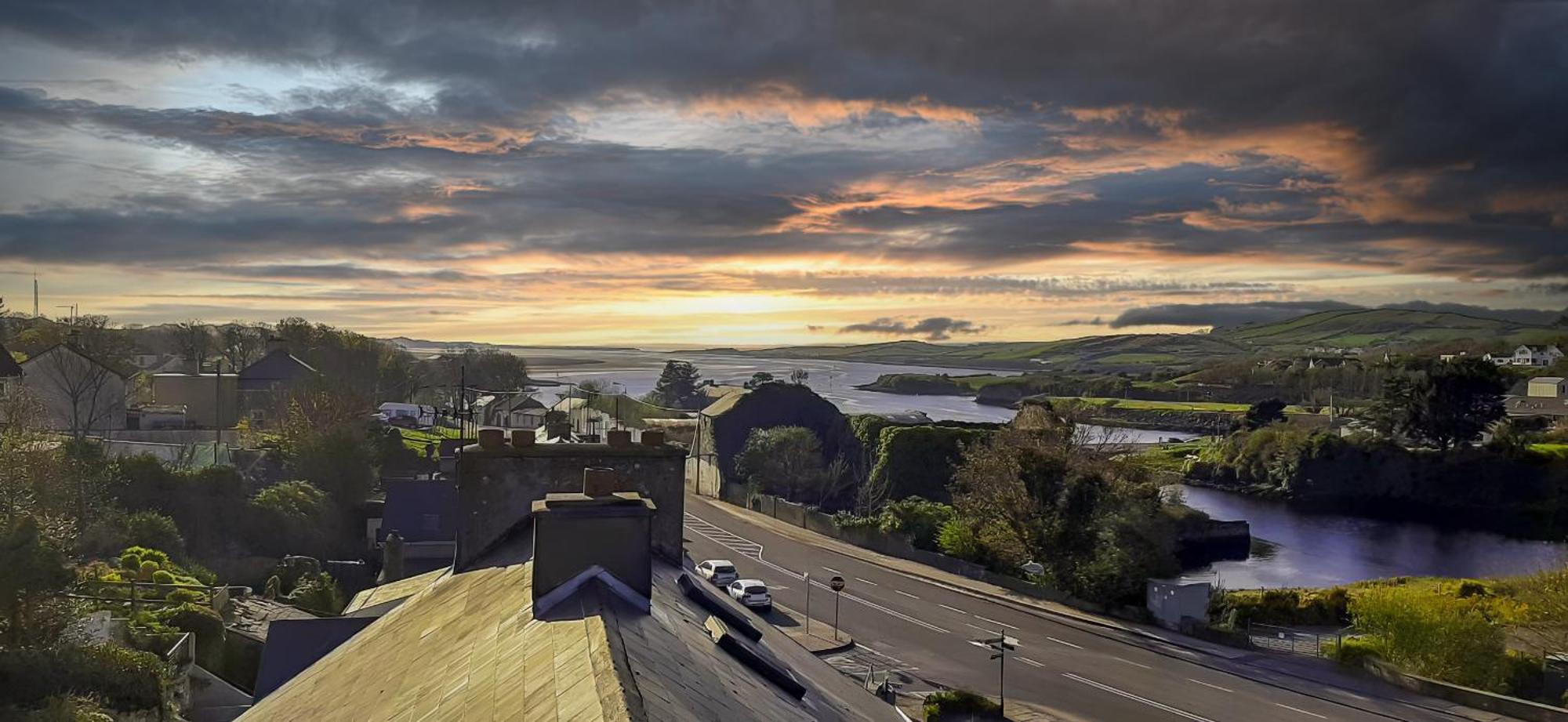 Wild Atlantic Way - Retreat - Sleeps 12 Villa Ballyshannon Eksteriør billede